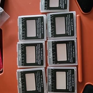 Sheer mineral pressed powder, Beige and Ivory
